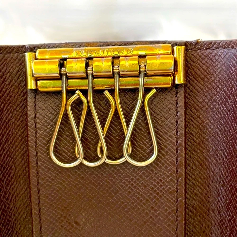 Louis Vuitton Damier Ebene Key‎ Holder